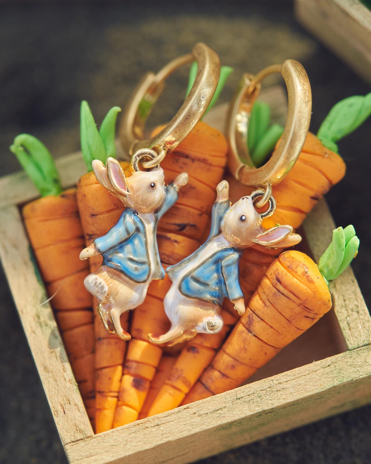 Entreel x Peter Rabbit Huggie Earrings