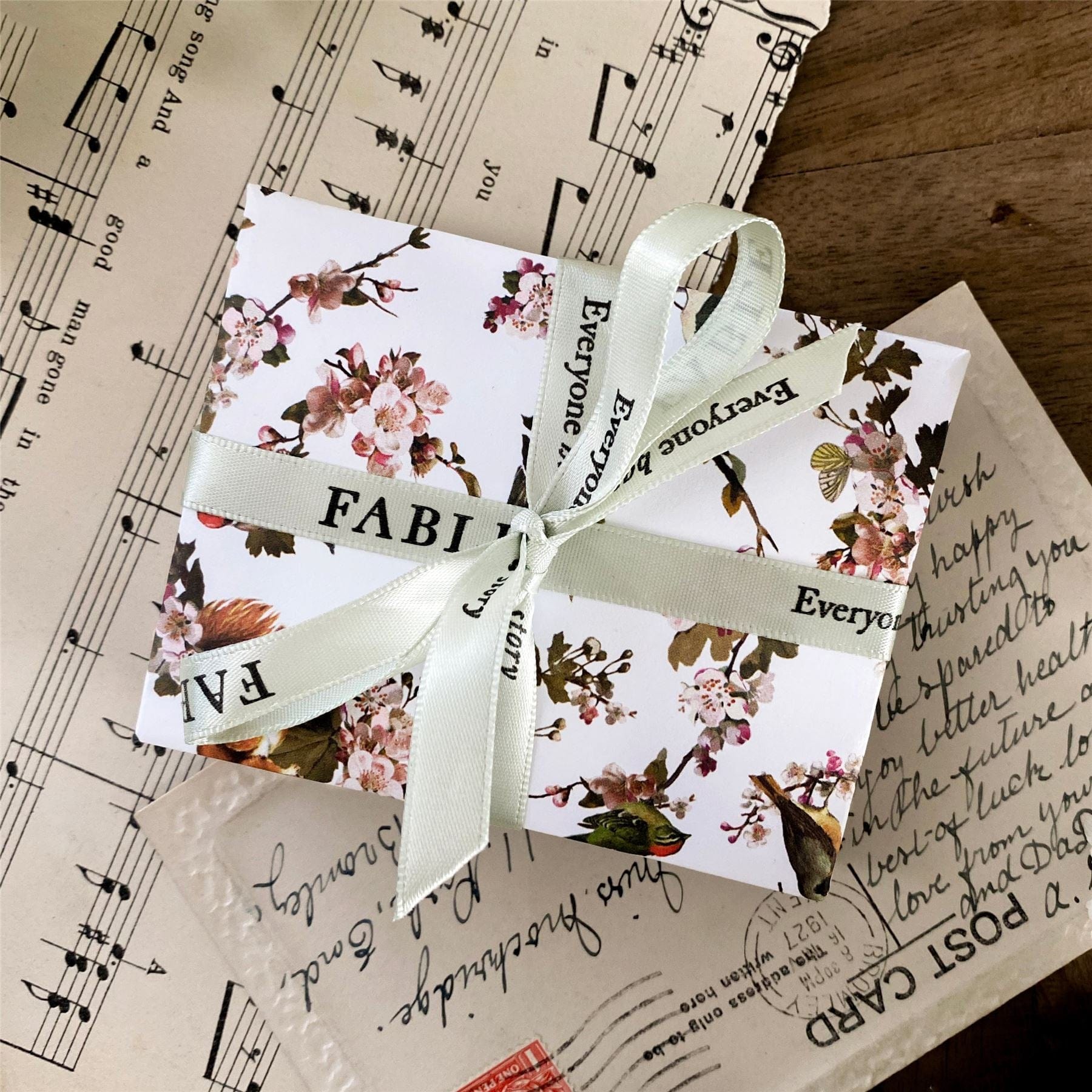 Classic Gift Wrapping